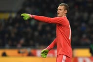 MILAN, ITALY - NOVEMBER 15: Bernd Leno of Germany issues instructions during the International Friendly Match between Italy and Germany at Giuseppe Meazza Stadium on November 15, 2016 in Milan, . (Photo by Valerio Pennicino/Getty Images)