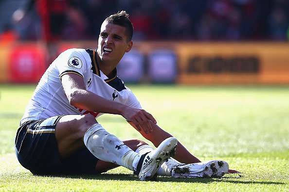 5 EPL players who need to find a new club