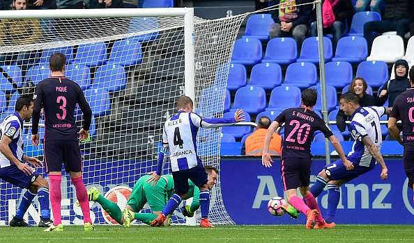 La Liga 2016/2017: Deportivo La Coruna 2-1 Barcelona, Player Ratings