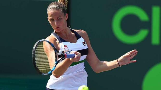Pliskova, Muguruza power through as Radwanska bows out