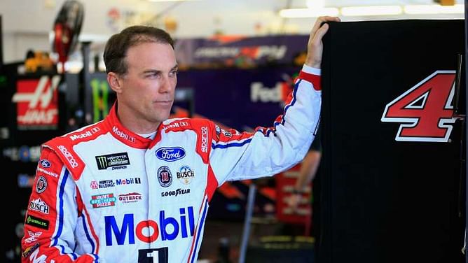Kevin Harvick wrecks out of Kobalt 400, rips NASCAR's medical response