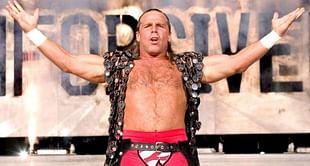 5 Ways Shawn Michaels can get involved in Roman Reigns vs. Undertaker at WrestleMania