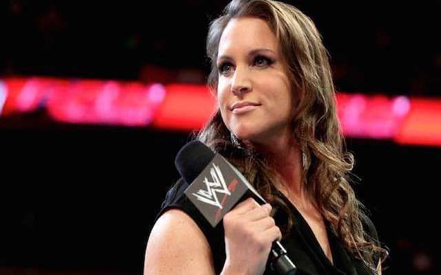 WWE News: Stephanie McMahon responds to CM Punk chants by calling him a loser