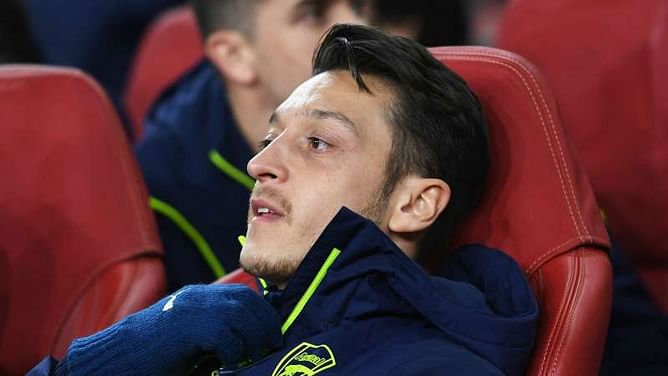 Ozil: My Arsenal future does not depend on Wenger