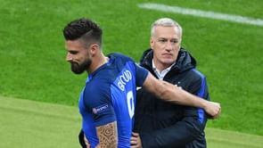 Efficient Giroud still a favourite for France boss Deschamps