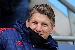 Bastian Schweinsteiger plays FIFA 17 with Ander Herrera; doesn't pick himself in the squad