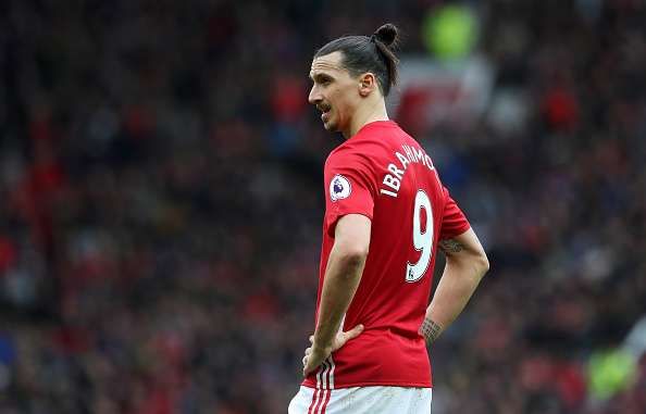 Report: Zlatan Ibrahimovic set to extend Manchester United contract to 2018