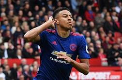 Lingard signs new long-term Man United contract