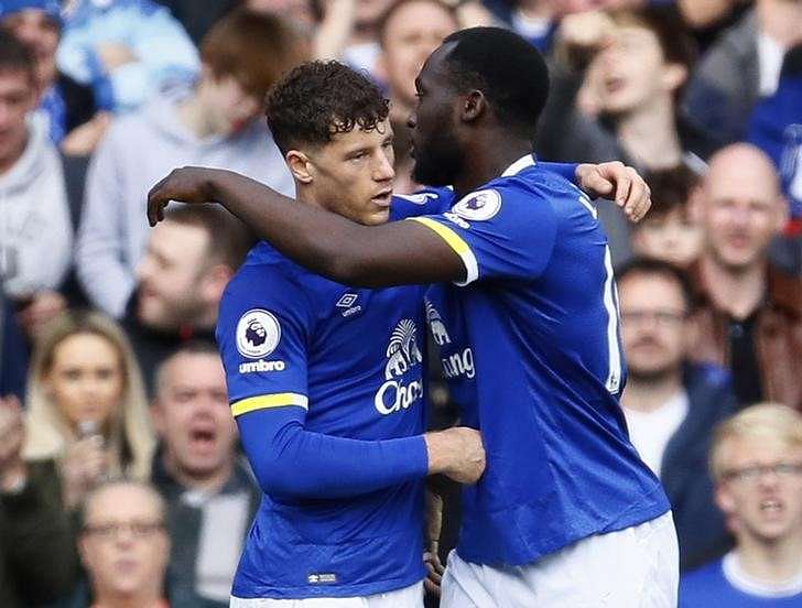 Barkley inspires Everton to eighth straight home win