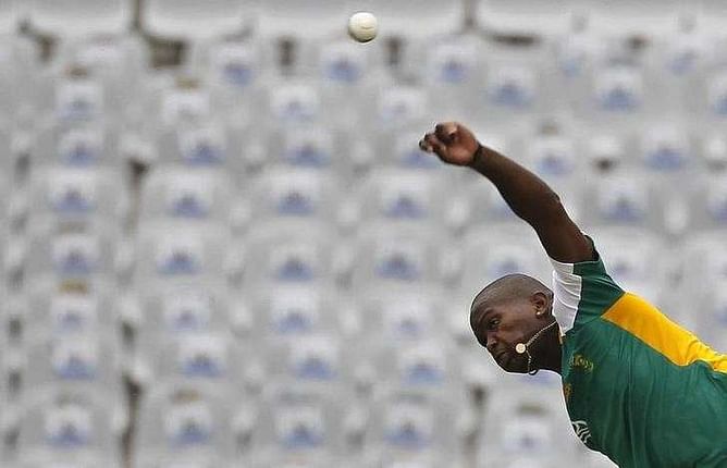 Test bowler Tsotsobe charged with match fixing