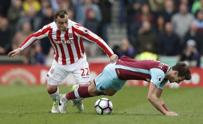 Stoke and West Ham fight out lively goalless draw