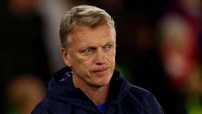 Sunderland back Moyes despite admitting reporter exchange was 'wholly unacceptable'