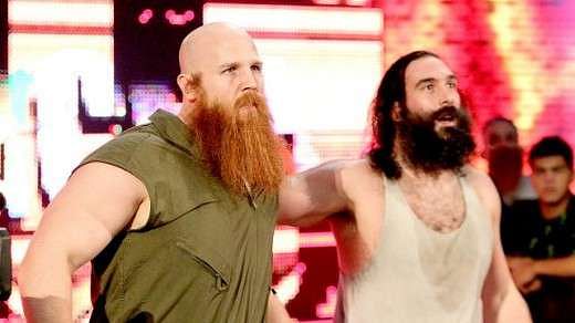 The return of the former Wyatt Family tag team?