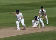 BIRMINGHAM, ENGLAND - SEPTEMBER 1: Ian Bell of Warwickshire bats during day two of the Specsavers County Championship Division One match between Warwickshire and Middlesex at Edgbaston on September 1, 2016 in Birmingham, England. (Photo by Clint Hughes/Getty Images)