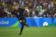 RIO DE JANEIRO, BRAZIL - AUGUST 20: Julian Brandt of Germany scores his penalty in the shoot out during the Men's Football Final between Brazil and Germany at the Maracana Stadium on Day 15 of the Rio 2016 Olympic Games on August 20, 2016 in Rio de Janeiro, Brazil. (Photo by Laurence Griffiths/Getty Images)