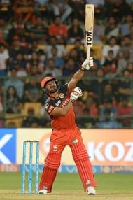 Kedar Jadhav RCB IPL.jpg