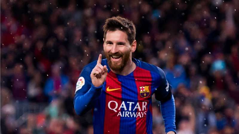 Zambrotta: It makes me laugh when people say Messi is in decline