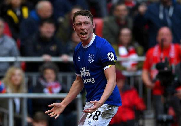LIVERPOOL, ENGLAND - APRIL 01:  Matthew Pennington of Everton celebrates scoring his sides first goal during the Premier League match between Liverpool and Everton at Anfield on April 1, 2017 in Liverpool, England.  (Photo by Gareth Copley/Getty Images)