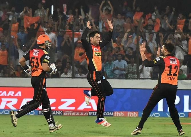 IPL 2017: SRH vs RPS - SK Play of the Match, Rashid Khan's brilliant piece of fielding