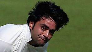 Teenage Afghan spinner Rashid torments Lions, Warner leads Sunrisers home