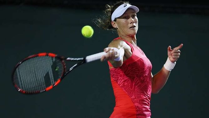 Stosur powers past Jankovic on good day for seeds