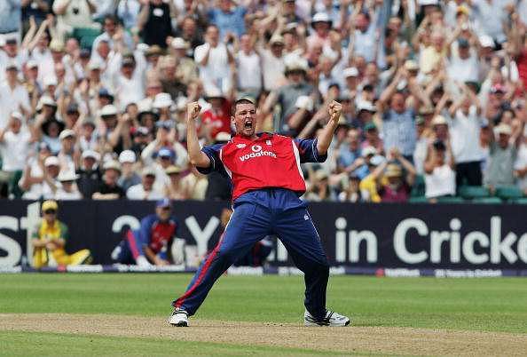 5 players in Cricket 07 who are not that great in real life
