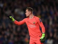 BARCELONA, SPAIN - MARCH 08: Ter Stegen of Barcelona in action during the UEFA Champions League Round of 16 second leg match between FC Barcelona and Paris Saint-Germain at Camp Nou on March 8, 2017 in Barcelona, Spain. (Photo by Laurence Griffiths/Getty Images)