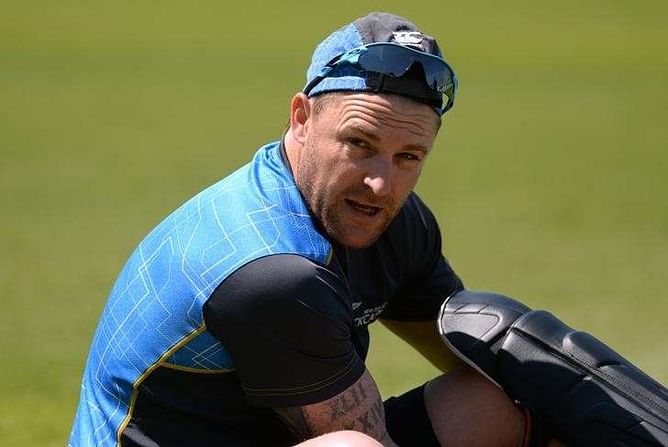 McCullum out of remainder of IPL with hamstring strain