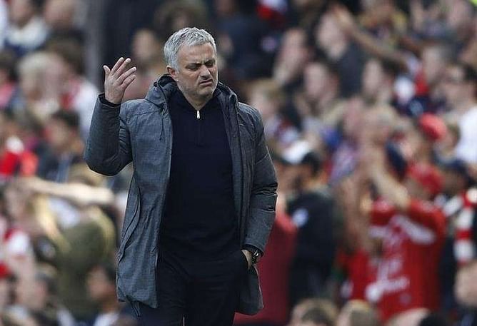 Mourinho accepts top four finish is impossible