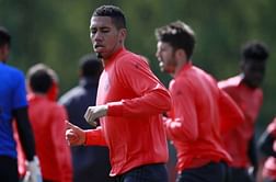 Smalling sees positive in Mourinho criticism