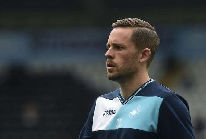 Happy Sigurdsson says no plans to leave Swansea