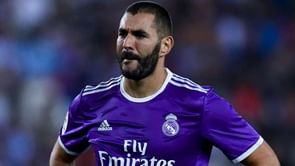 Benzema accuses Valbuena of 'inventing' stories over sex-tape scandal
