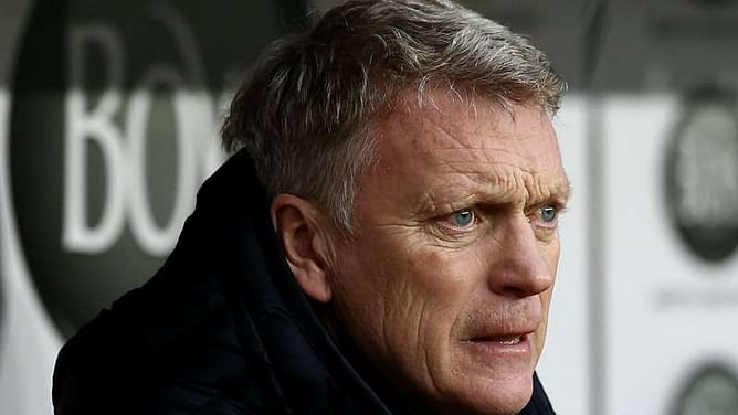 Moyes avoids Sunderland fans after Swansea defeat