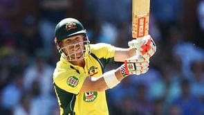 Warner fireworks see Sunrisers to victory over KKR