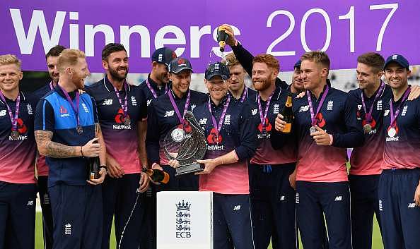 Waqar Younis names England as ICC Champions Trophy favourites
