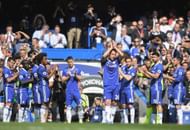 LONDON, ENGLAND - MAY 21: John Terry of Chelsea is given a guard of honour by his team mates as he leaves the pitch during the Premier League match between Chelsea and Sunderland at Stamford Bridge on May 21, 2017 in London, England. (Photo by Michael Regan/Getty Images)