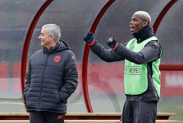 Reports: Manchester United identify 2 midfield superstars to partner Paul Pogba next season