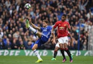 LONDON, ENGLAND - OCTOBER 23: Marcus Rashford of Manchester United closes down Marcos Alonso of Chelsea during the Premier League match between Chelsea and Manchester United at Stamford Bridge on October 23, 2016 in London, England. (Photo by Mike Hewitt/Getty Images)