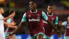 Antonio signs new long-term West Ham deal