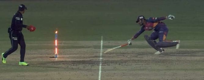 IPL 2017: Mohammad Shami revels in match-winning run out of MS Dhoni