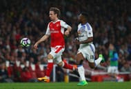 LONDON, ENGLAND - MAY 16: Nacho Monreal of Arsenal is put under pressure by Jermain Defoe of Sunderland during the Premier League match between Arsenal and Sunderland at Emirates Stadium on May 16, 2017 in London, England. (Photo by Charlie Crowhurst/Getty Images)