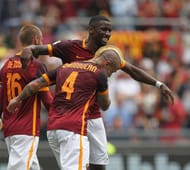 ROME, ITALY - MAY 08: Radja Nainggolan (R) with his teammate Antonio Rudiger of AS Roma celebrates after scoring the opening goal during the Serie A match between AS Roma and AC Chievo Verona at Stadio Olimpico on May 8, 2016 in Rome, Italy. (Photo by Paolo Bruno/Getty Images)