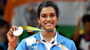 Actor-producer Sonu Sood to make biopic on PV Sindhu