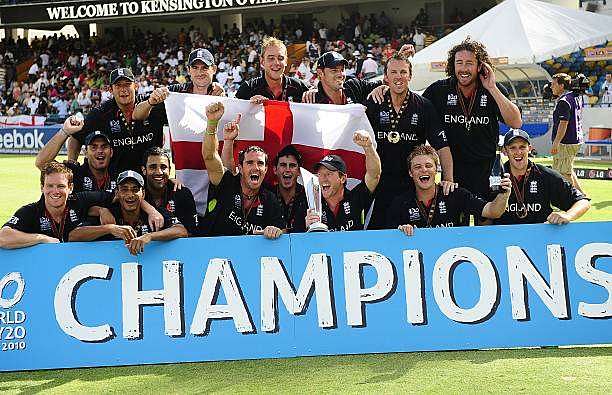 TO GO WITH CRICKET-WT20-2016-WINNERS-WC, FACTS(FILES) This file photograph taken on May 16, 2010 shows English players celebrating with the trophy as England won the Men&#039;s ICC World Twenty20 final match between Australia and England at the Kensington Oval Cricket Ground in Bridgetown.         AFP PHOTO/Emmanuel Dunand /FILES / AFP / EMMANUEL DUNAND / XGTY        (Photo credit should read EMMANUEL DUNAND/AFP/Getty Images)