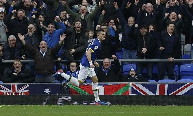 Happy Schneiderlin aiming for further improvement at Everton