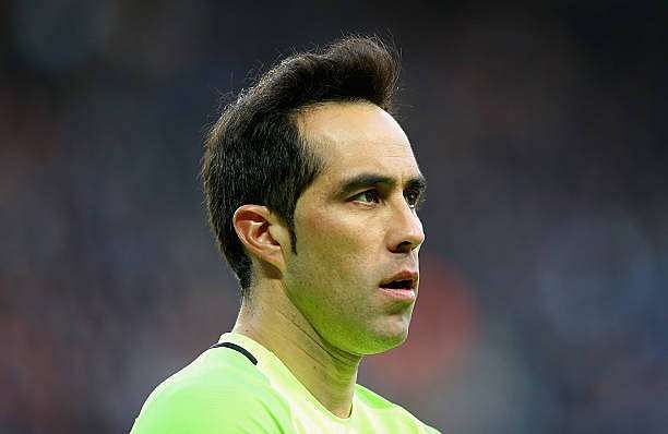 MANCHESTER, ENGLAND - NOVEMBER 05: Claudio Bravo of Manchester City looks on during the Premier League match between Manchester City and Middlesbrough at Etihad Stadium on November 5, 2016 in Manchester, England.  (Photo by Alex Livesey/Getty Images)