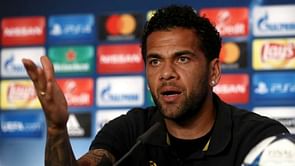 Don't spread s*** - Alves responds to transfer rumours