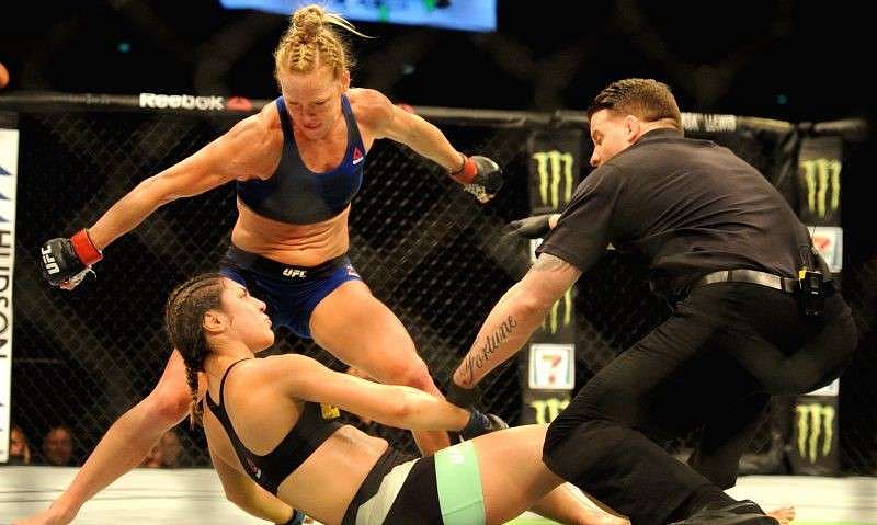 Holm dismantled Correia in Singapore
