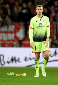 If you look closely, you might just see Lossl not in front of his goal, again