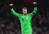LONDON, ENGLAND - MARCH 07: Manuel Neuer of Bayern Muenchen celebrates during the UEFA Champions League Round of 16 second leg match between Arsenal FC and FC Bayern Muenchen at Emirates Stadium on March 7, 2017 in London, United Kingdom. (Photo by Shaun Botterill/Getty Images)